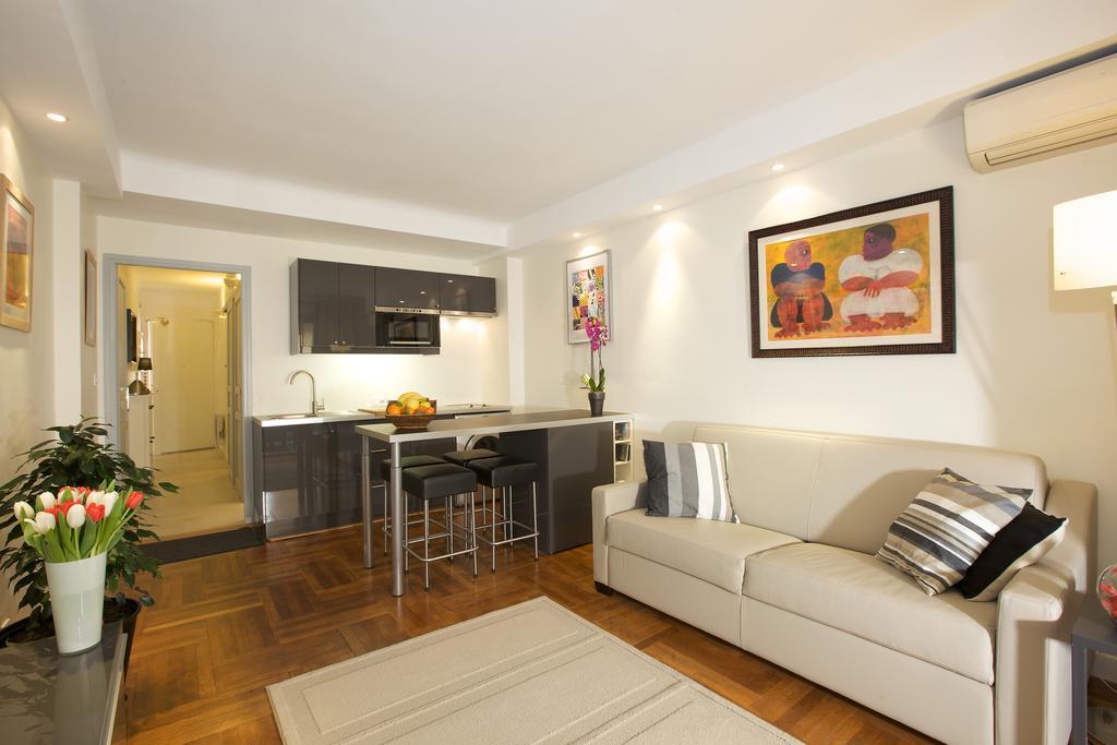 Le California Appartement Juan-les-Pins Buitenkant foto