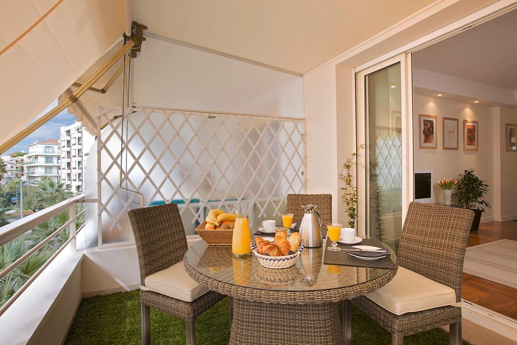 Le California Appartement Juan-les-Pins Buitenkant foto